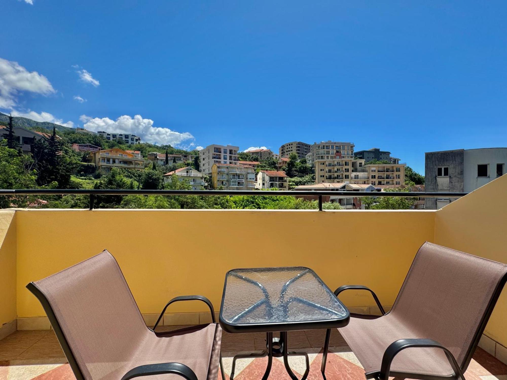 For-A Apartmani Becici  Exterior photo